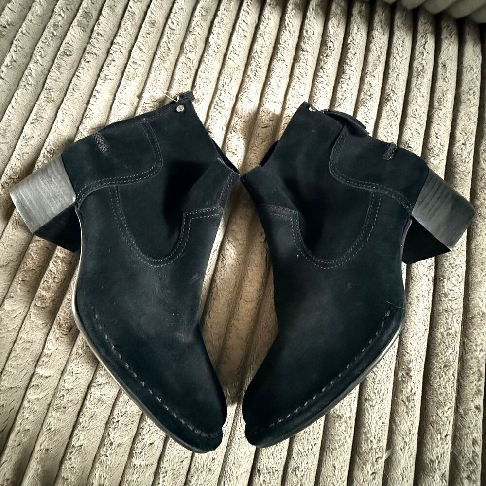 UGG Bandara Western Suede Ankle Boots Back Zip Black Women’s 8 New